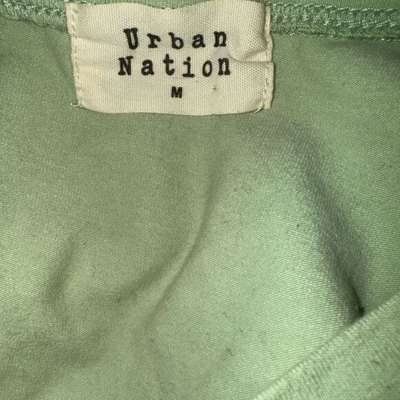 Urban Nation M Asymmetrical Hem Bandana Tee Cropped Edgy Streetwear Top Hanky - Picture 4 of 4